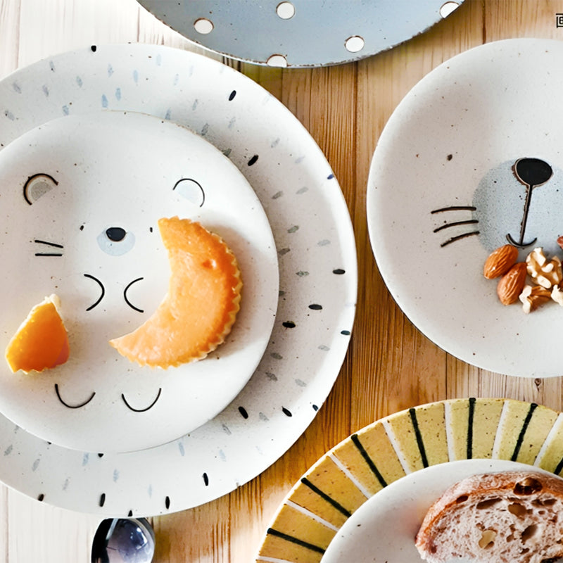 Japanese Dinner Plate 23.5cm MOGUMOGU Cute Hedge