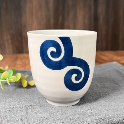 Japanese Arita Ware Tea Cup Blue Vine 300ml