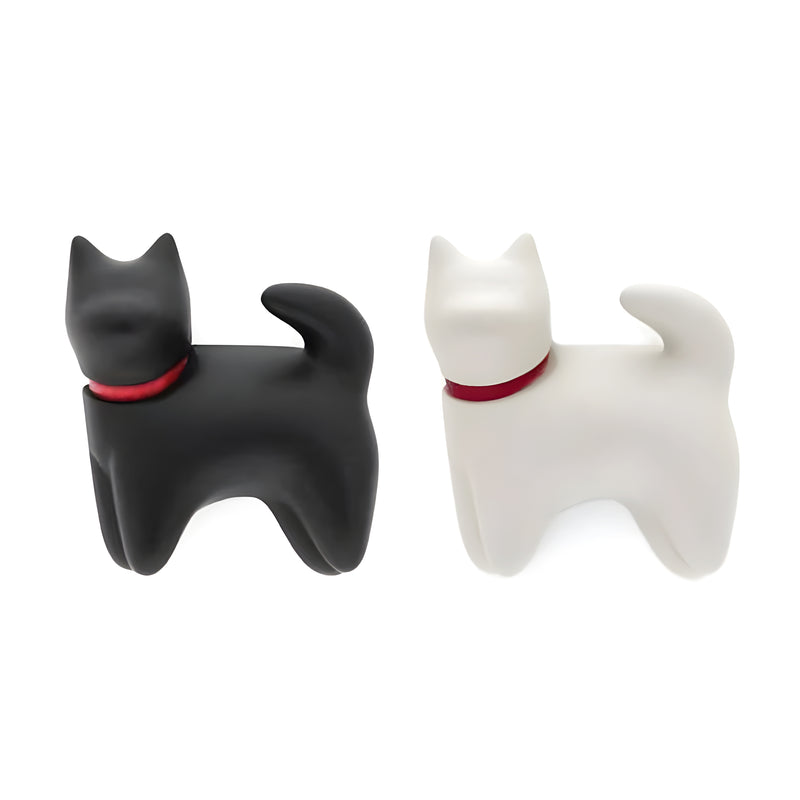Dog Magnet Tomaru Black & White